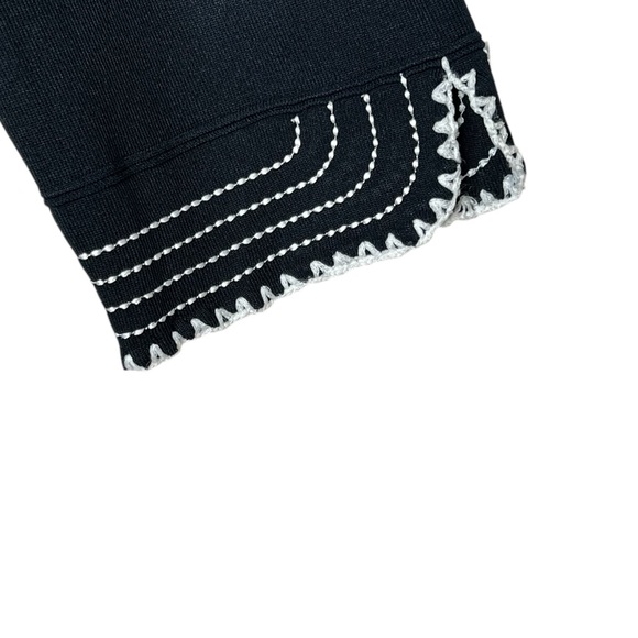 Ming Wang Embroidered Scallop Cardigan Size L Black Acrylic Knit Open Front - Picture 3 of 7